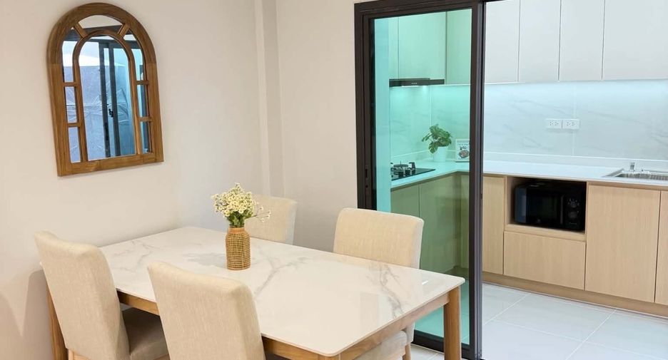 For rent 3 bedrooms townhouse in Bang Phli, Samut Prakan