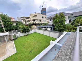 For rent 5 ベッドルーム house in Chatuchak, Bangkok