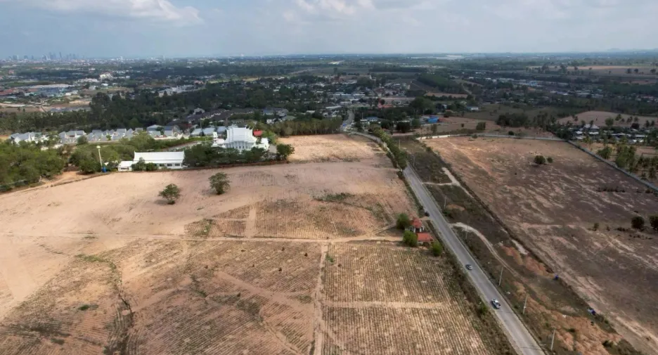 Grundstück zum Kauf in Bang Lamung, Chonburi