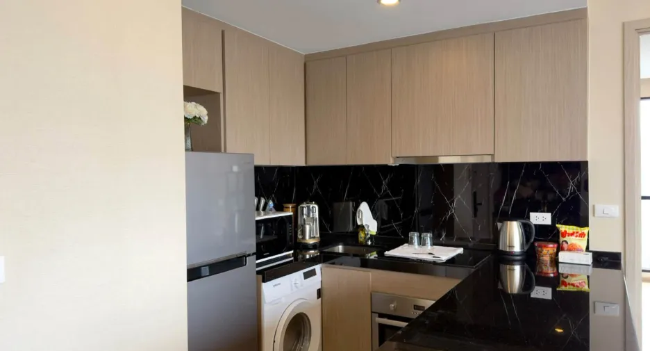 For sale 2 ベッドルーム condo in Bang Lamung, Chonburi