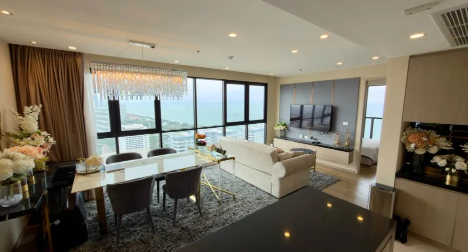 For sale 2 ベッドルーム condo in Bang Lamung, Chonburi
