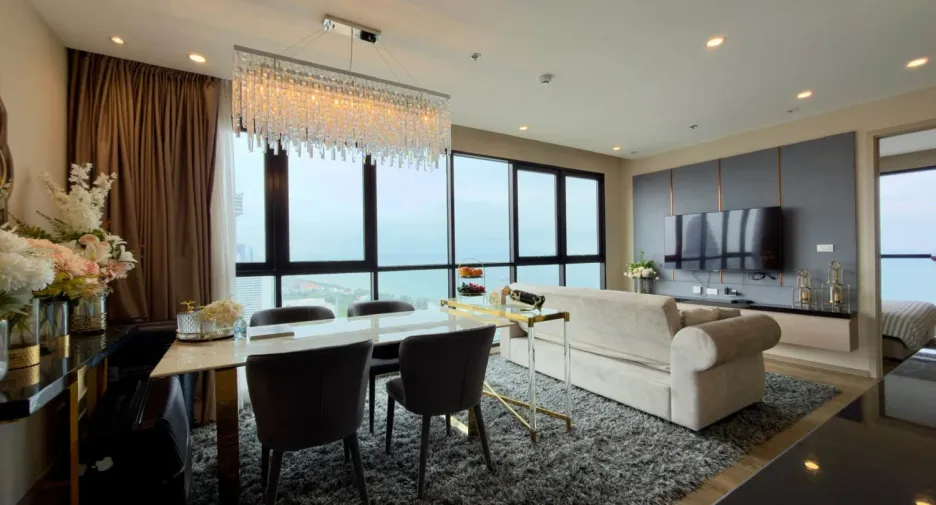 For sale 2 ベッドルーム condo in Bang Lamung, Chonburi
