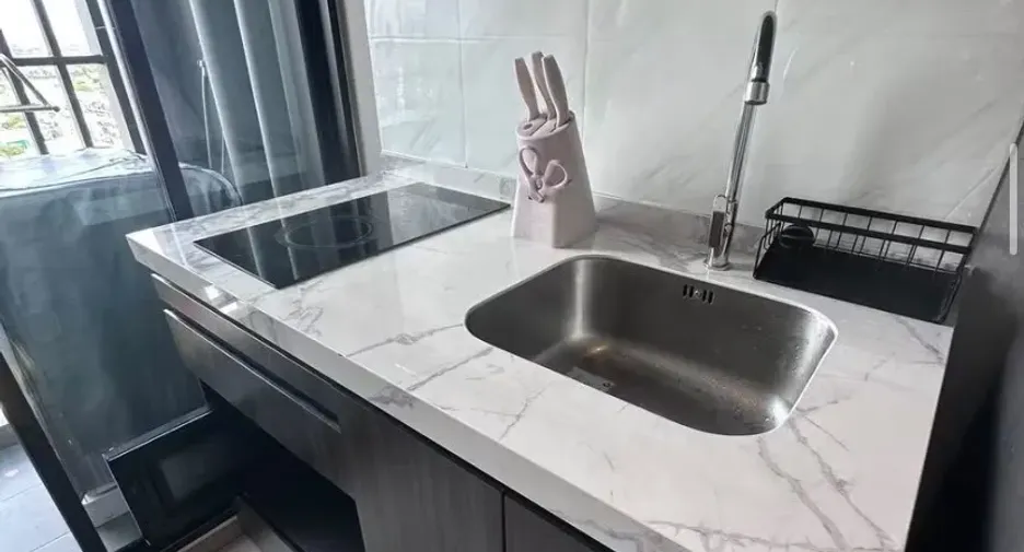 For rent 1 bed condo in Khan Na Yao, Bangkok