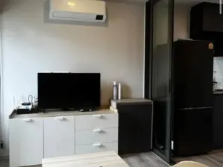 For rent studio condo in Huai Khwang, Bangkok