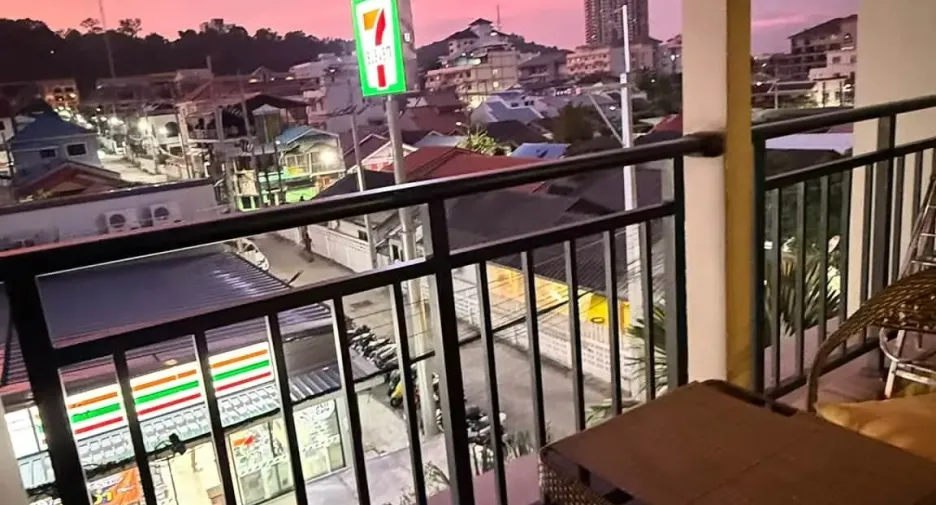 Condo en alquiler de 2 habitaciones en Bang Lamung, Chonburi