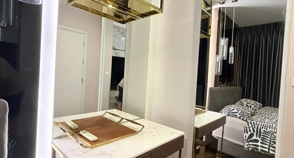 For sale 1 bed condo in Phra Khanong, Bangkok