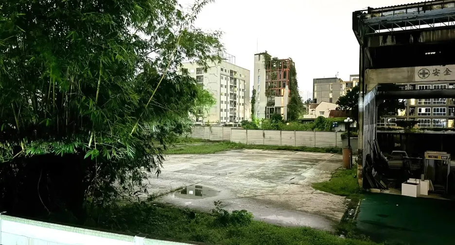 For sale 1 bed condo in Phra Khanong, Bangkok