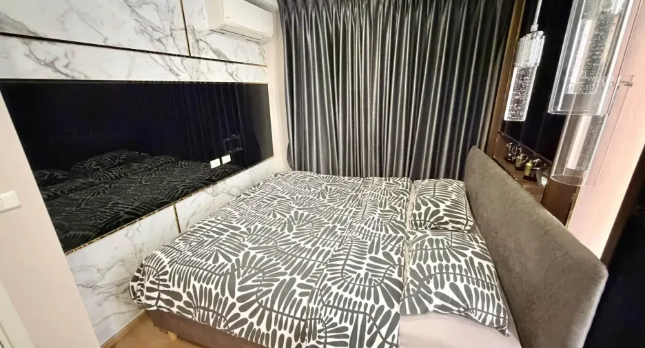 For sale 1 bed condo in Phra Khanong, Bangkok