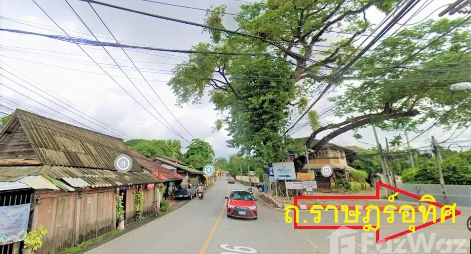 Casa adosada en venta de 4 habitaciones en Mueang Chiang Mai, Chiang Mai