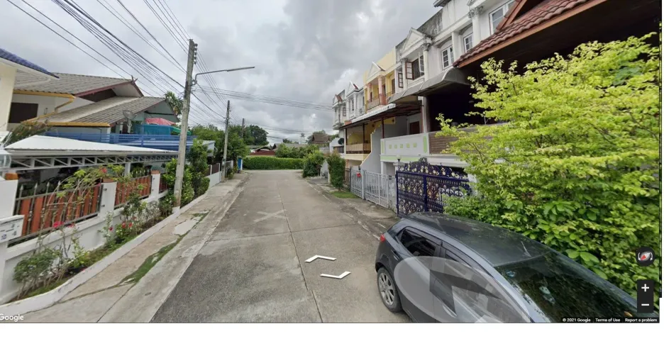 Casa adosada en venta de 4 habitaciones en Mueang Chiang Mai, Chiang Mai