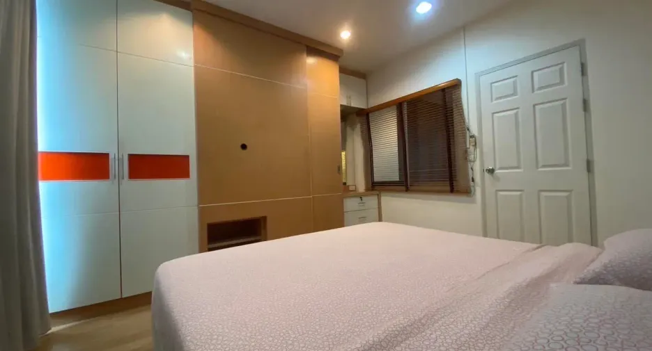 Wohnung zum Kauf mit 1 Zimmer in Huai Khwang, Bangkok