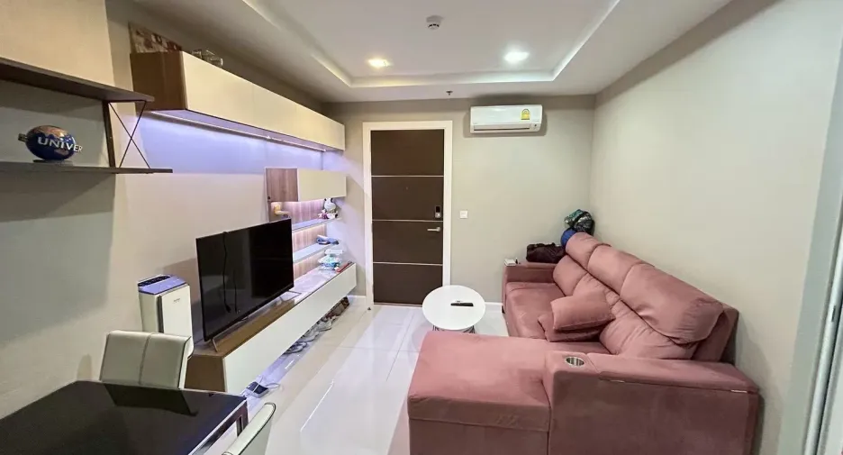For sale 1 bed condo in Mueang Samut Prakan, Samut Prakan