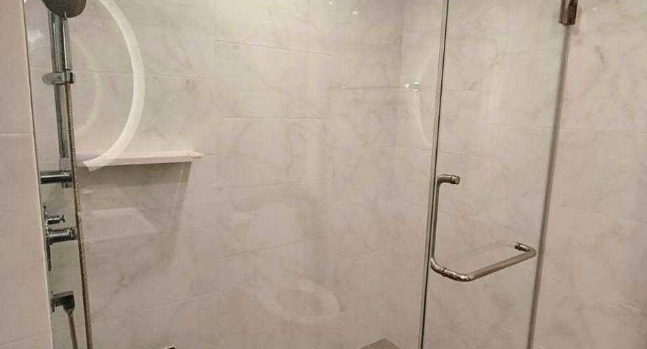 For sale 1 bed condo in Watthana, Bangkok