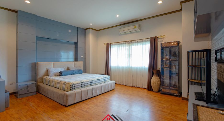 For sale 3 bedrooms house in Bang Lamung, Chonburi