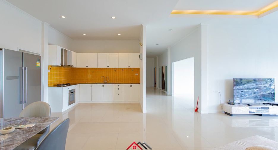 For sale 3 bedrooms house in Bang Lamung, Chonburi