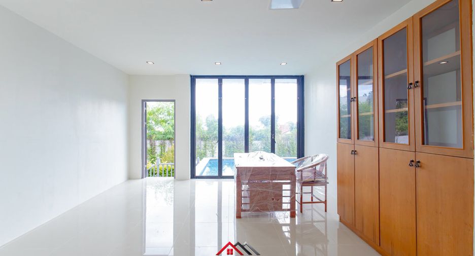 For sale 3 bedrooms house in Bang Lamung, Chonburi