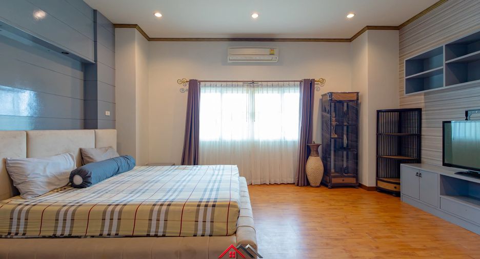 For sale 3 bedrooms house in Bang Lamung, Chonburi