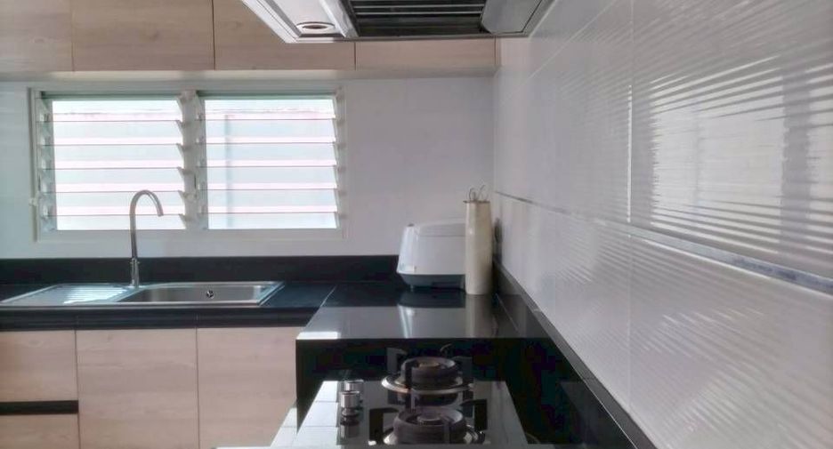 For rent 4 bedrooms house in Mueang Phuket, Phuket