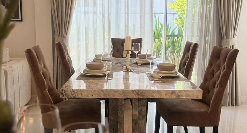 For rent 4 bedrooms house in Mueang Phuket, Phuket