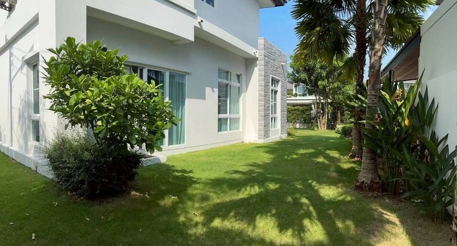 For rent 4 bedrooms house in Mueang Phuket, Phuket