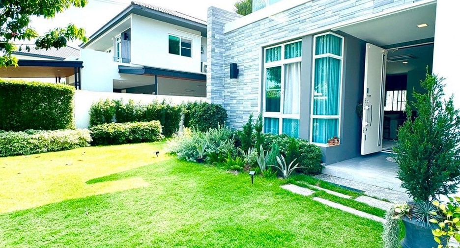 For rent 4 bedrooms house in Mueang Phuket, Phuket