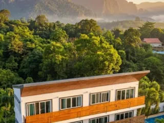 Villa zum Kauf und zur Miete mit 4 Zimmer in Mueang Phuket, Phuket