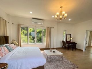 Villa zum Kauf und zur Miete mit 4 Zimmer in Mueang Phuket, Phuket