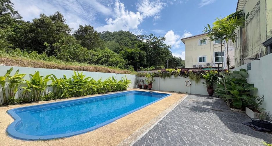 Villa zum Kauf und zur Miete mit 4 Zimmer in Mueang Phuket, Phuket
