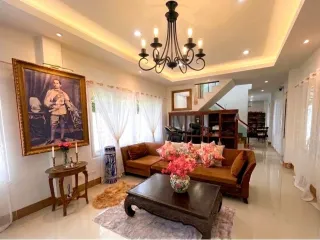 Villa zum Kauf und zur Miete mit 4 Zimmer in Mueang Phuket, Phuket