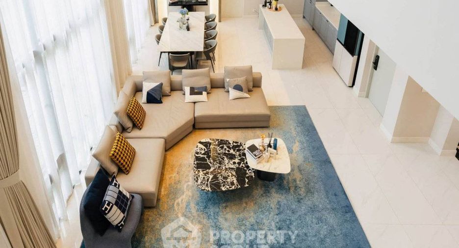 For rent and for sale 4 bedrooms house in Bang Kapi, Bangkok