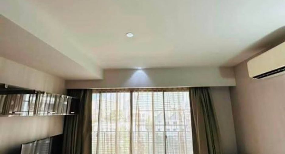 For rent and for sale 2 bedrooms condo in Watthana, Bangkok