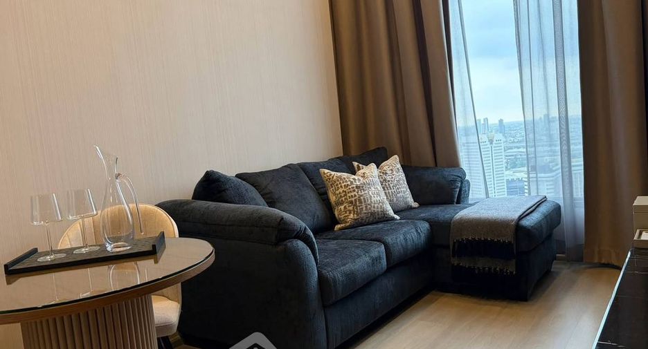 For rent 2 bedrooms condo in Chatuchak, Bangkok