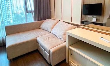 For sale 2 ベッドルーム condo in Ratchathewi, Bangkok