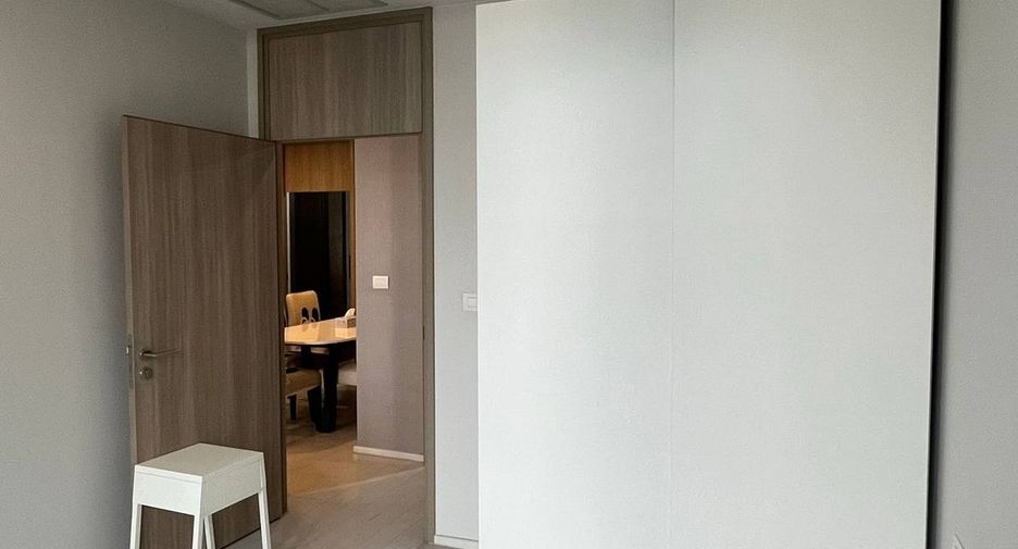 Condo en alquiler y en venta de 2 habitaciones en Pathum Wan, Bangkok