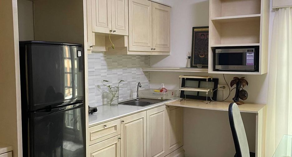 For rent and for sale 2 bedrooms condo in Watthana, Bangkok