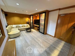 For sale 3 bedrooms condo in Bang Rak, Bangkok