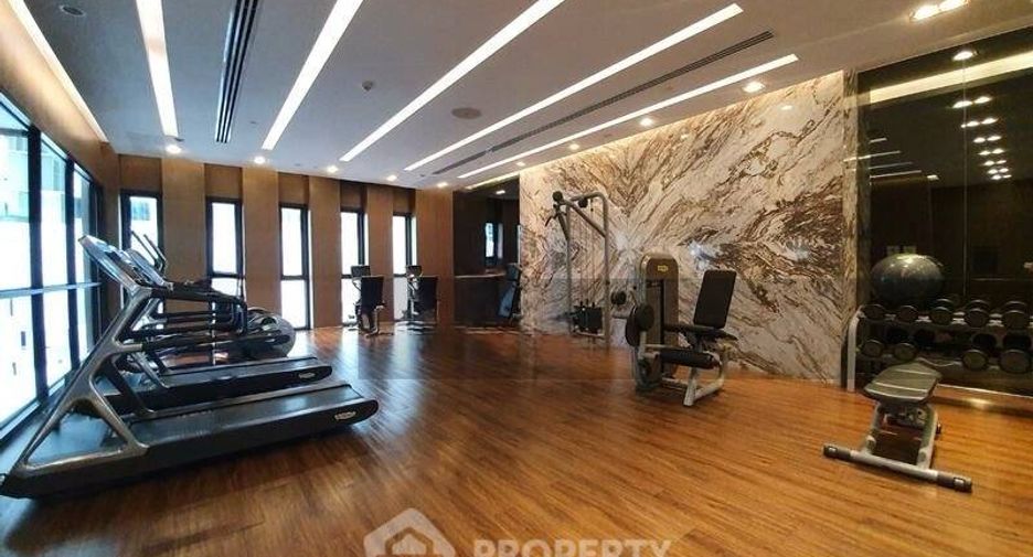 For sale 2 bedrooms condo in Khlong Toei, Bangkok
