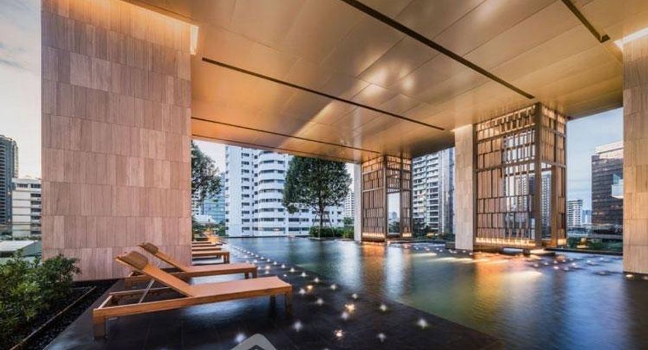 For sale 2 bedrooms condo in Khlong Toei, Bangkok