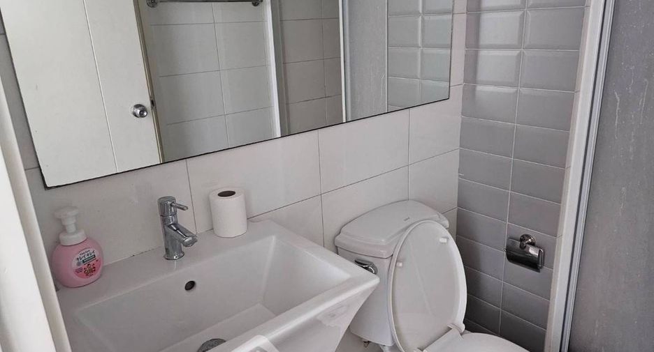 For sale 2 bedrooms condo in Khlong Toei, Bangkok