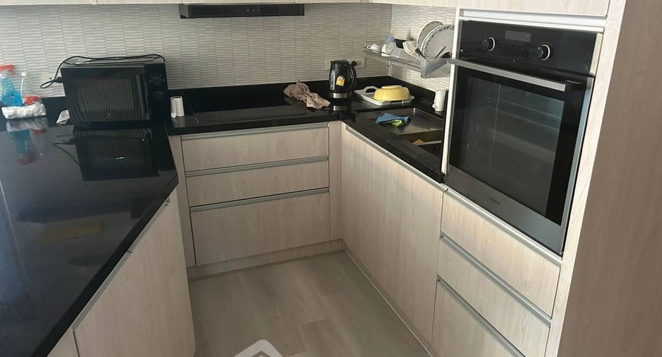 Wohnung zum Kauf mit 3 Zimmer in Bang Lamung, Chonburi