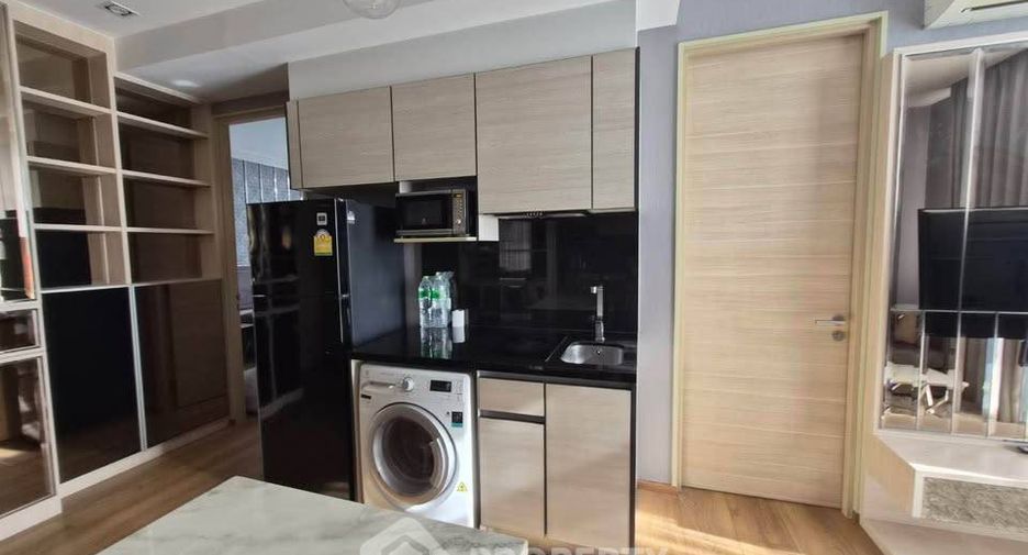 For rent and for sale 2 bedrooms condo in Khlong Toei, Bangkok