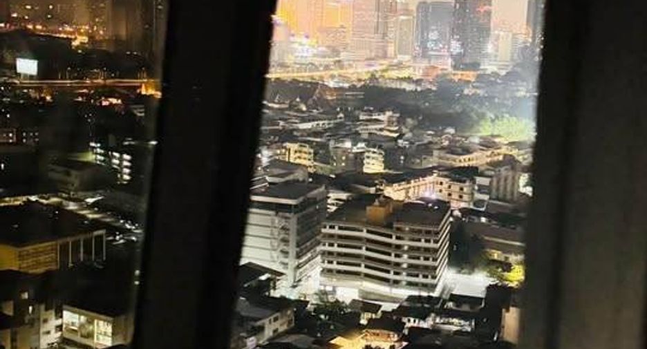Wohnung zum Kauf mit 2 Zimmer in Sathon, Bangkok