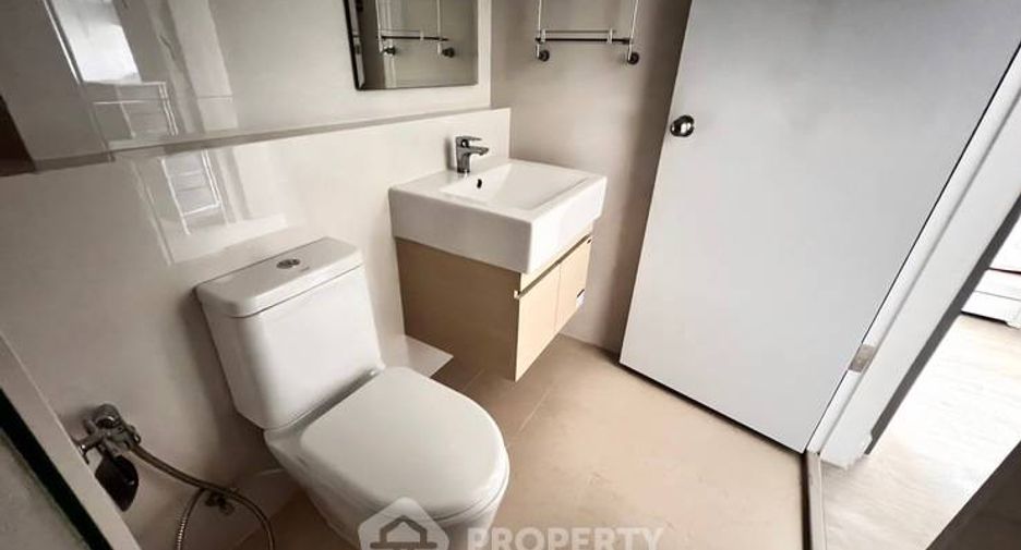 For sale 1 bed condo in Huai Khwang, Bangkok