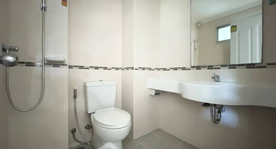 Wohnung zum Kauf mit 1 Zimmer in Bang Phlat, Bangkok
