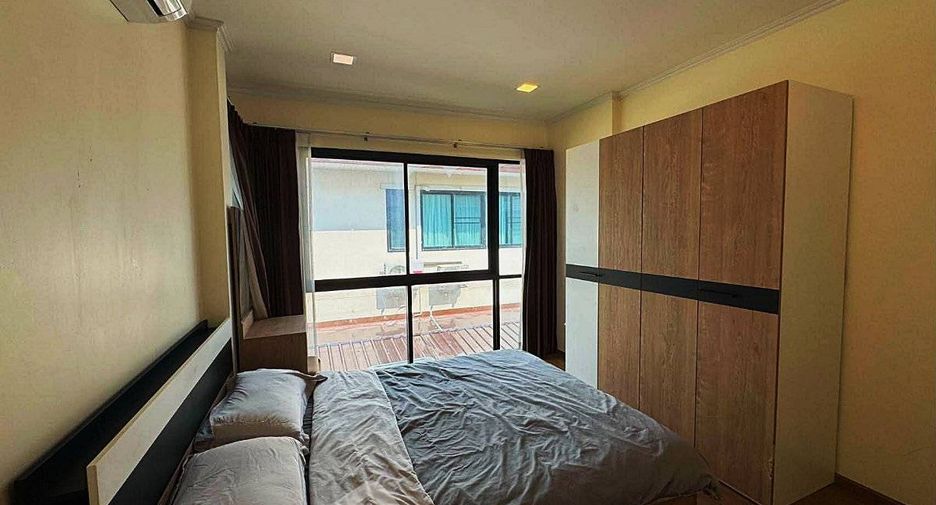 Haus zum Kauf mit 4 Zimmer in Bang Lamung, Chonburi