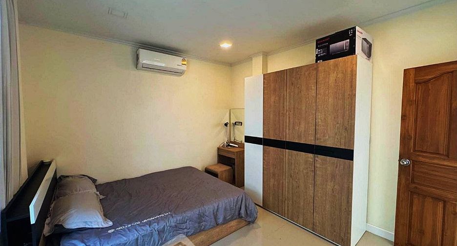 Haus zum Kauf mit 4 Zimmer in Bang Lamung, Chonburi