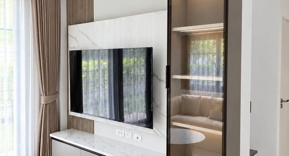 Condo en alquiler y en venta de 3 habitaciones en Prawet, Bangkok