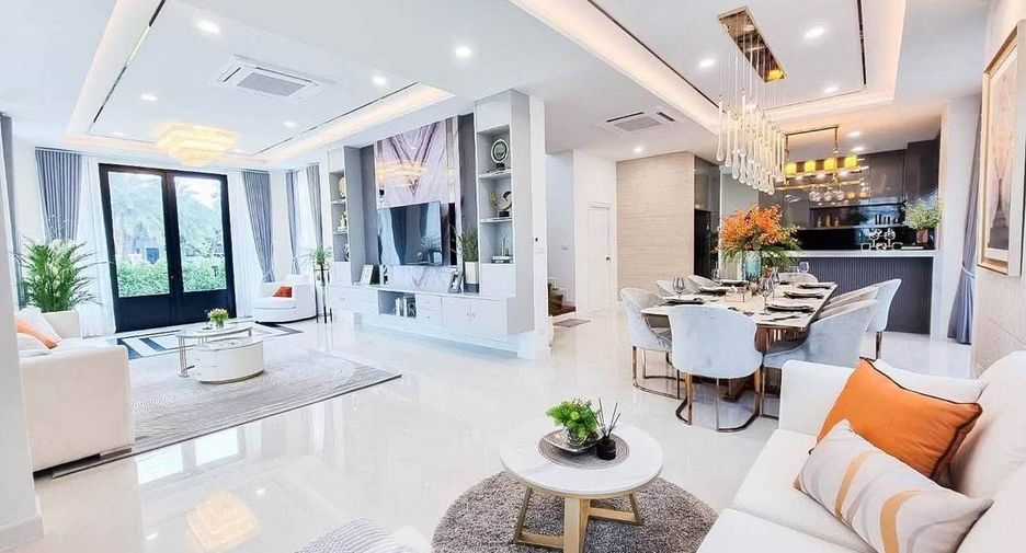 Haus zur Miete und zum Kauf mit 5 Zimmer in Lat Krabang, Bangkok