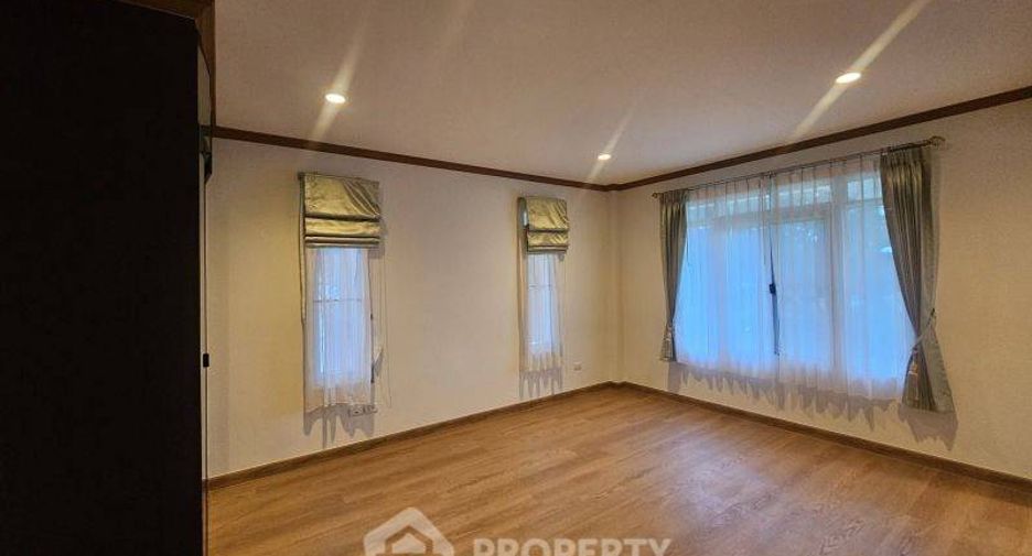 Haus zum Kauf mit 5 Zimmer in Si Racha, Chonburi