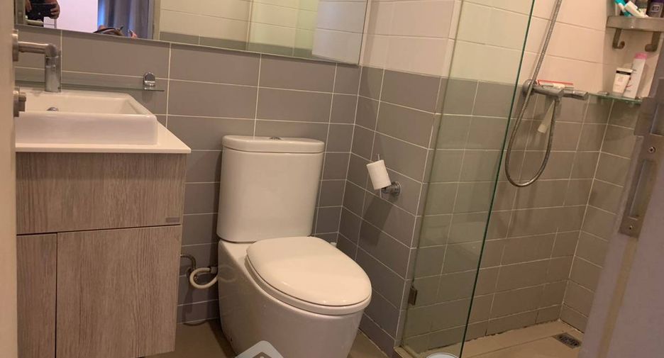 For sale 1 bed condo in Khlong San, Bangkok